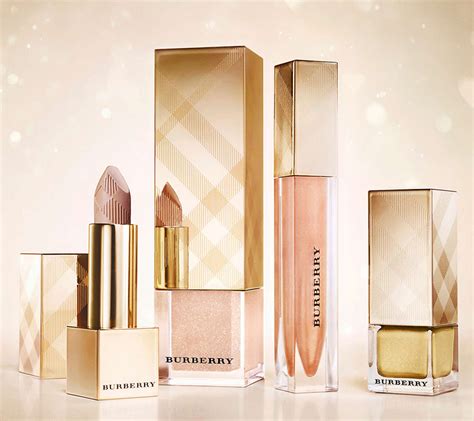 productos de maquillaje burberry|Burberry light glow makeup.